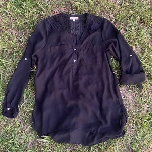 GB Loose fitting black top sz L